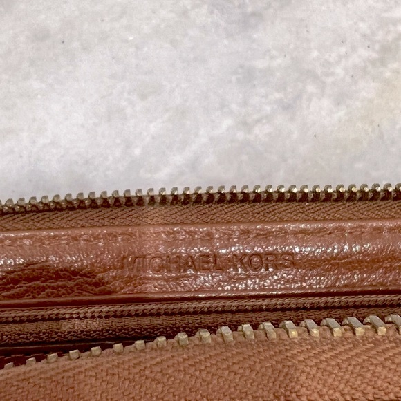 MICHAEL KORS Brown Leather Gold Grommet Large Zippered Wallet - Picture 10 of 16